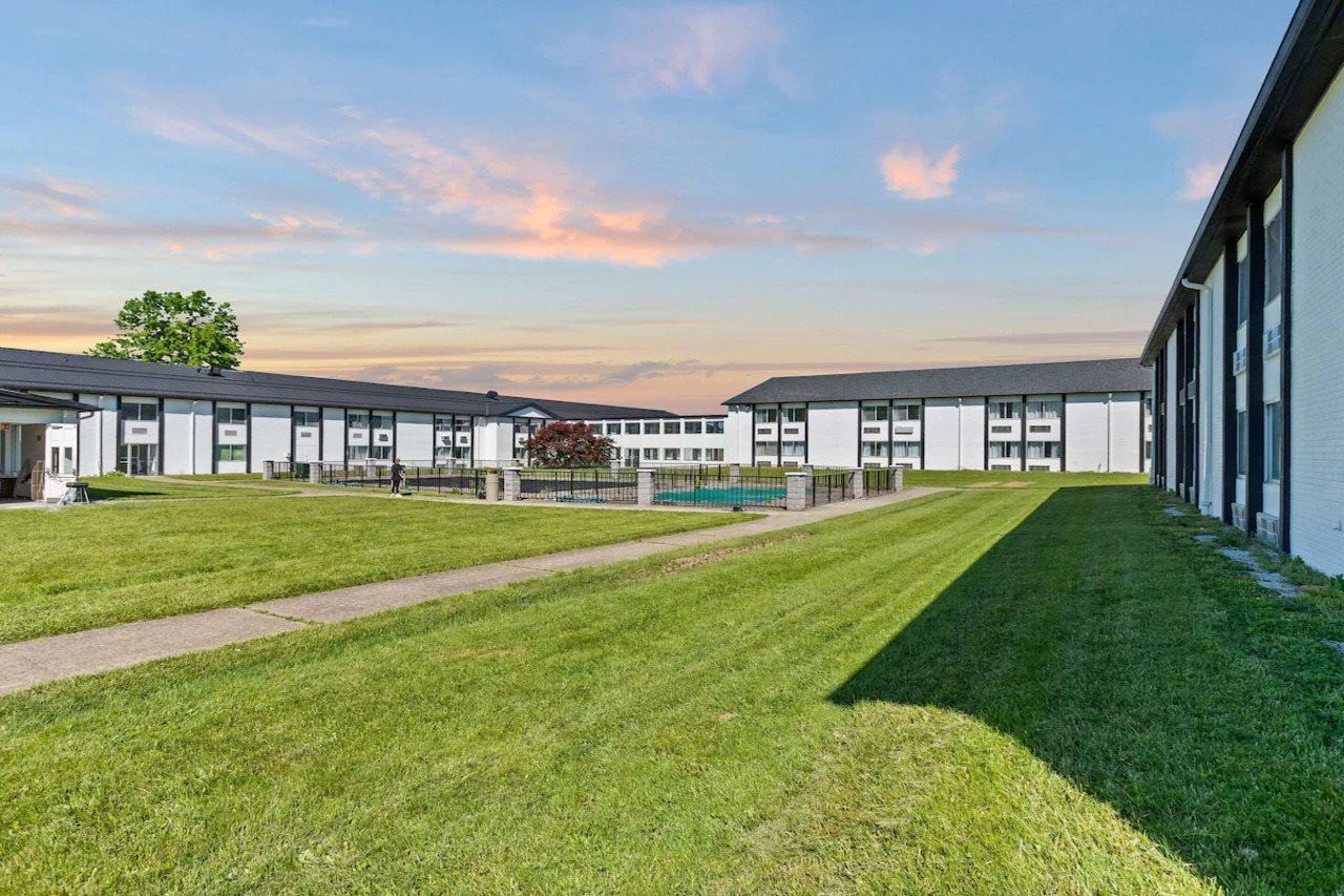 Days Inn By Wyndham Erie Kearsarge Eksteriør bilde